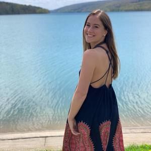 Meet your Posher, Emma